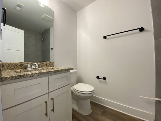 Alcove Rooms's room