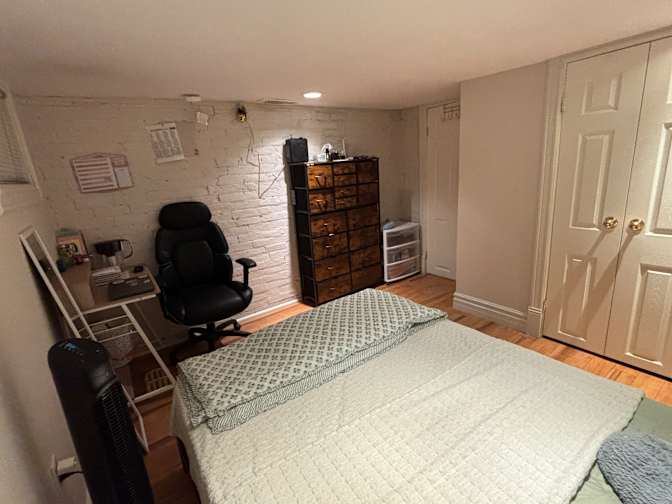 Steffy Abraham's room