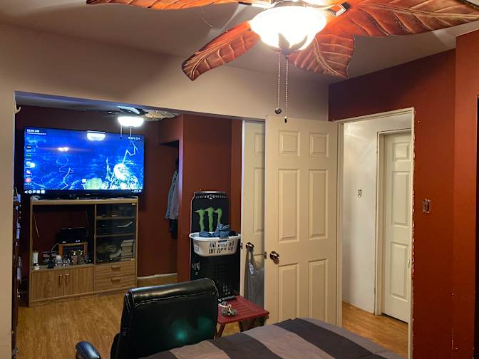 Phill's room