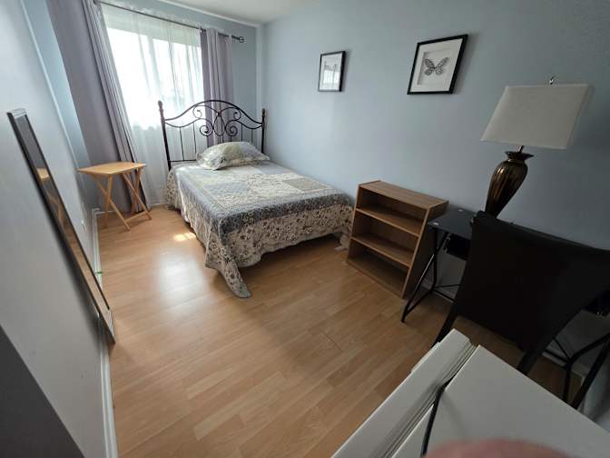 Steph Best's room