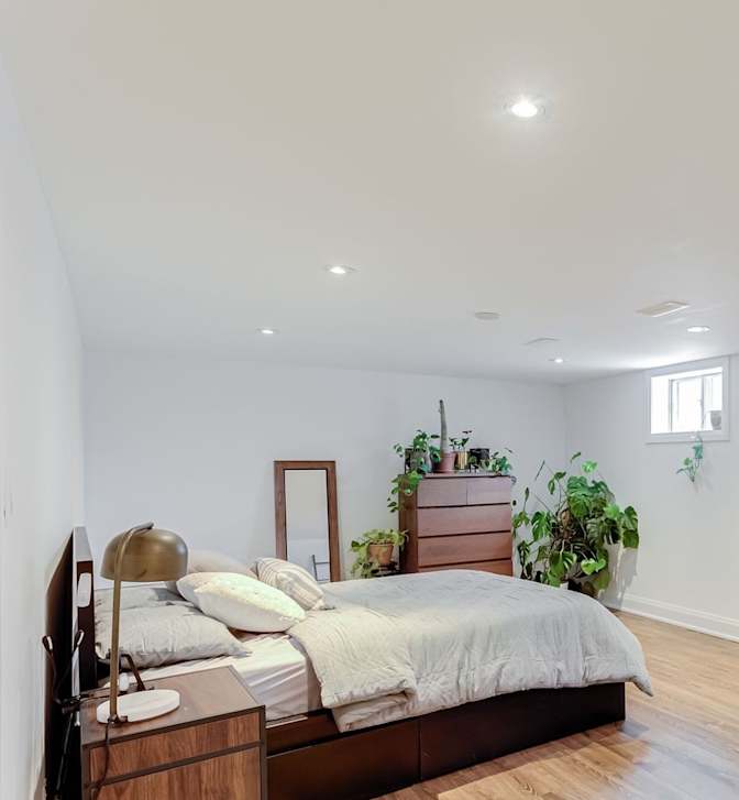 Sean Rentals's room