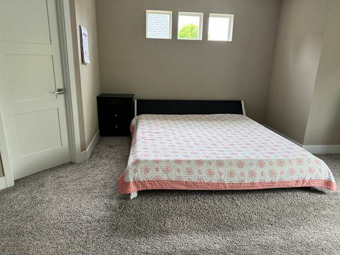 Tara's room