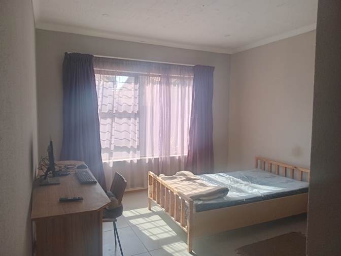Gert's room