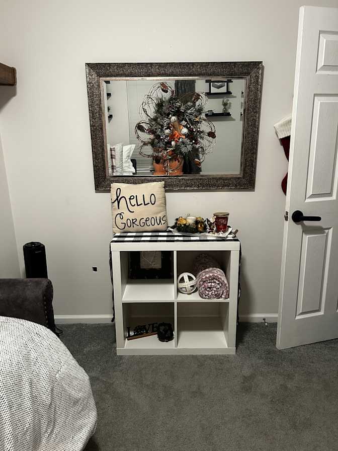 Mo's room