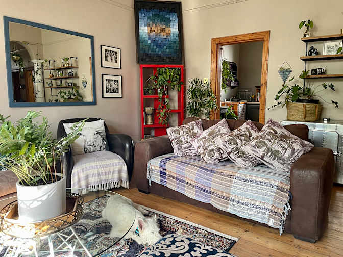 Dino's room