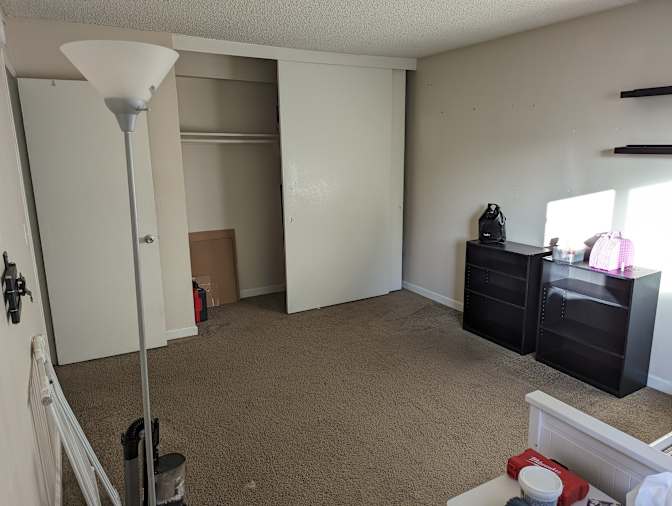 Jon's room