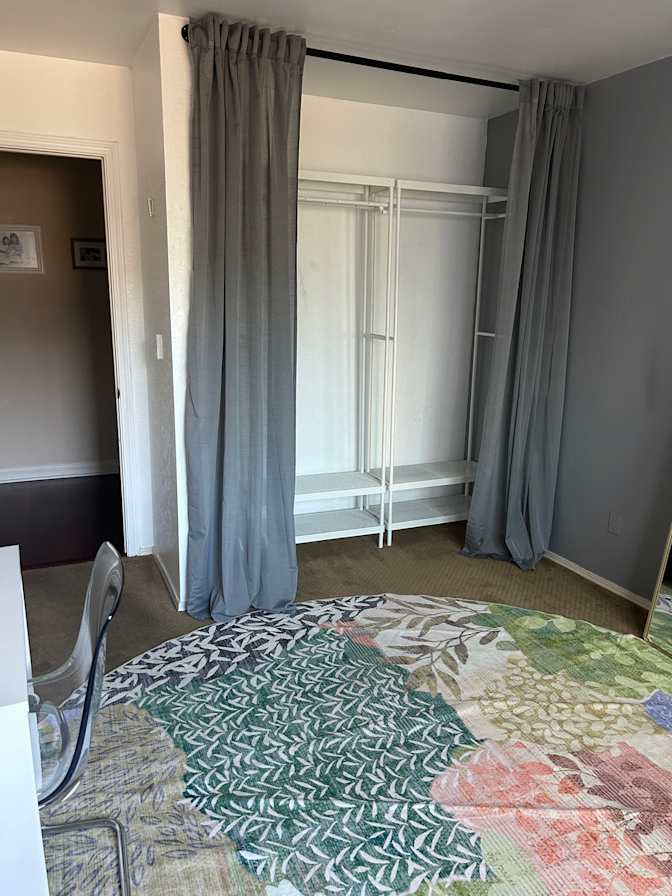 Mary's room