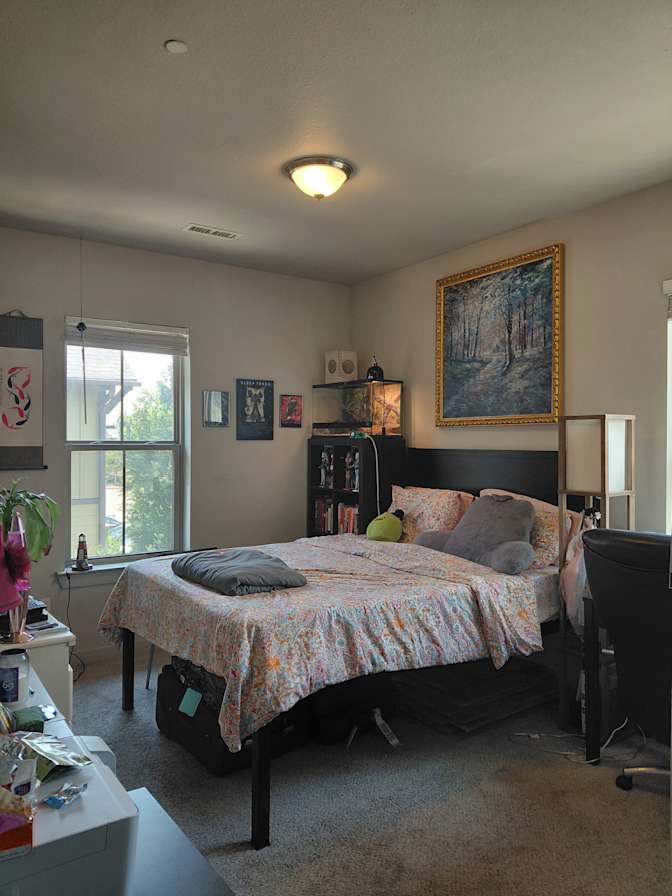 Stephanie's room
