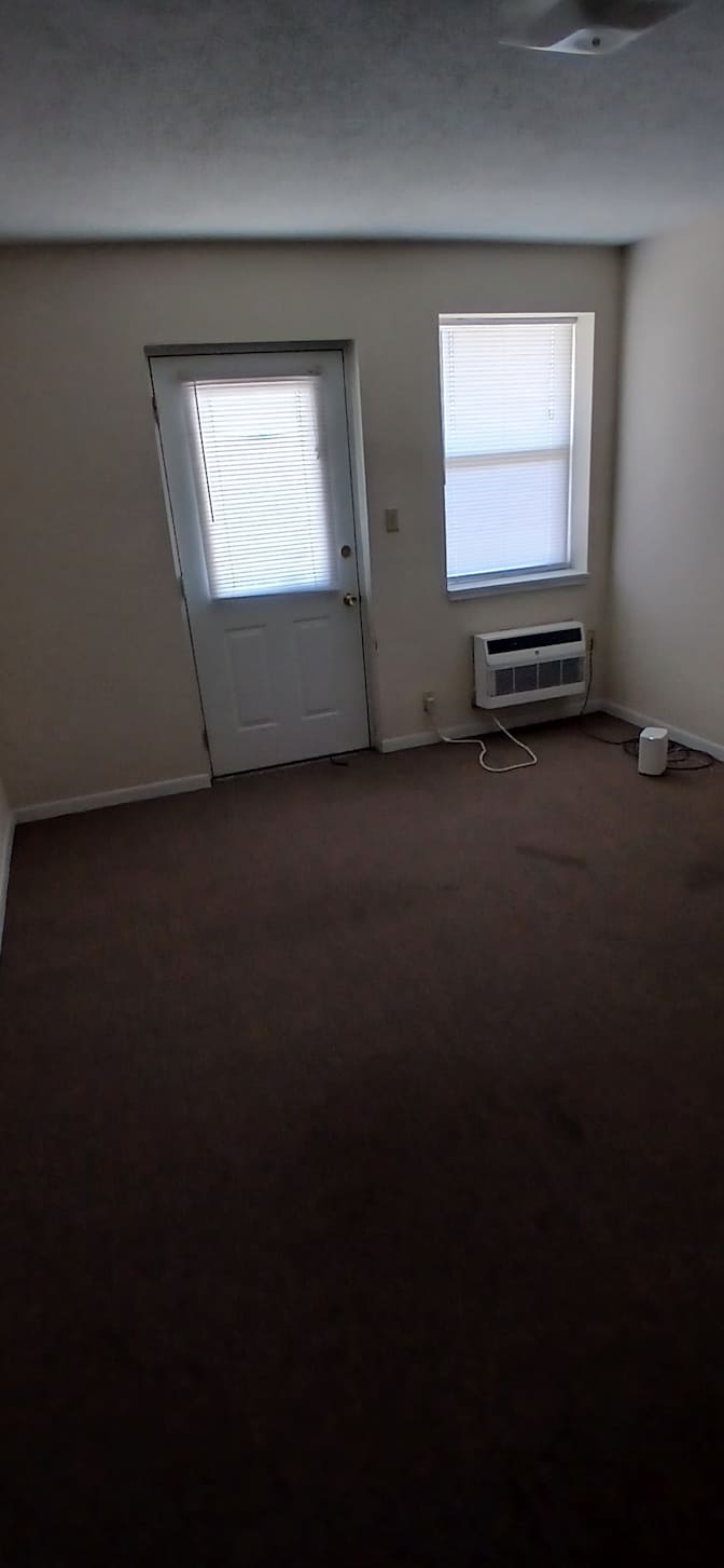 Benny's room