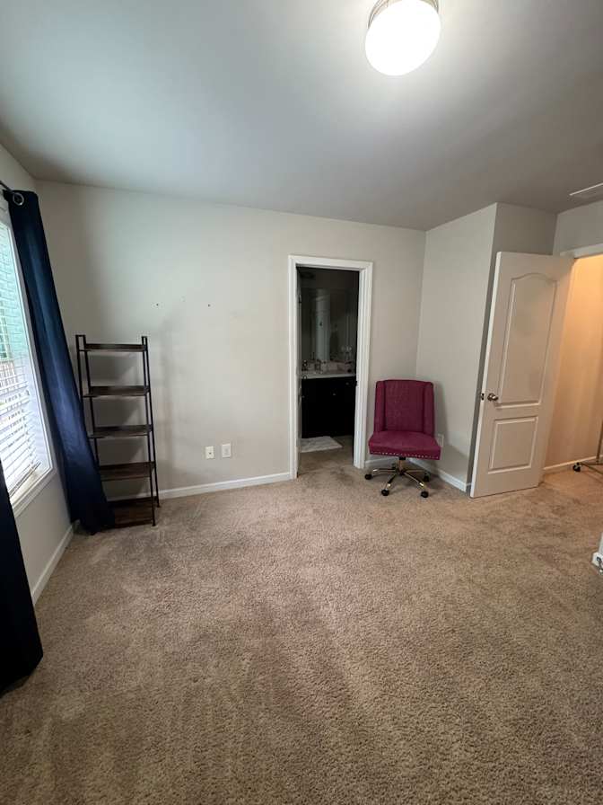 Izabela Fleury's room
