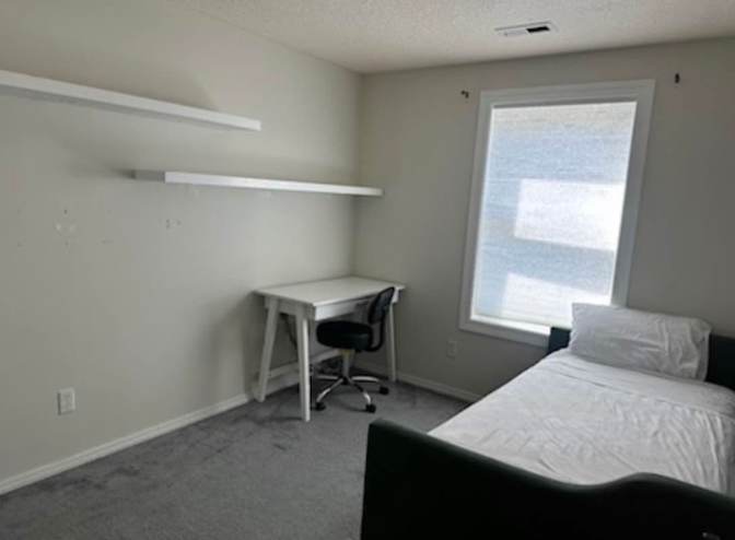 Kelly's room