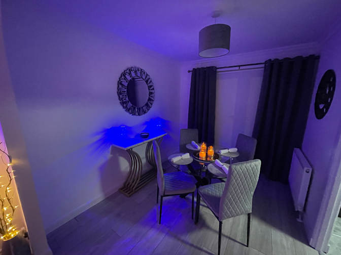Glen's room