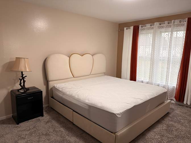 Joayo's room