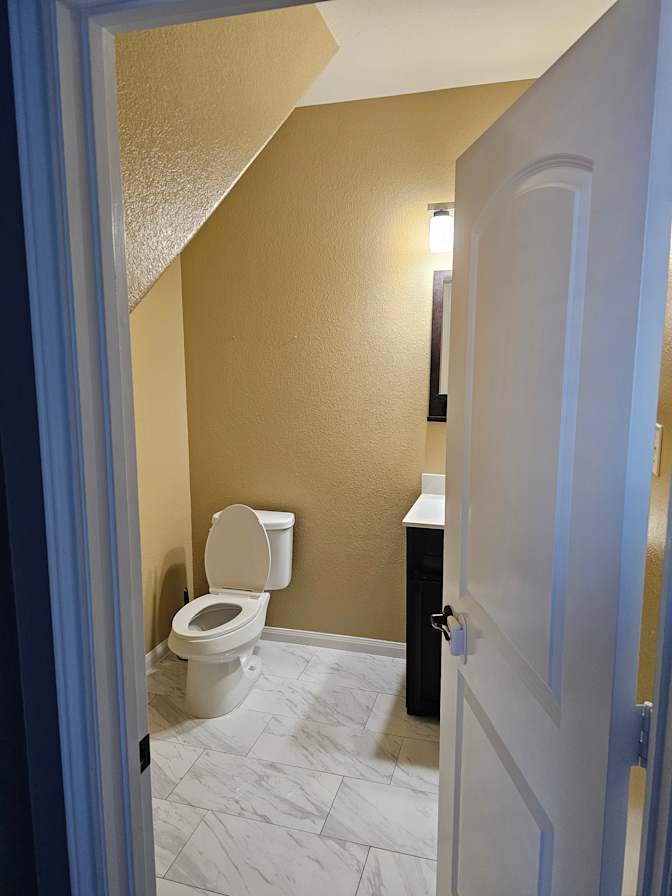 Luis's room