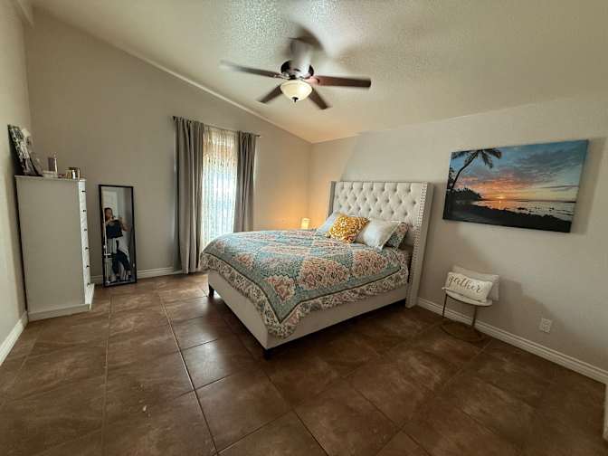 Liz's room