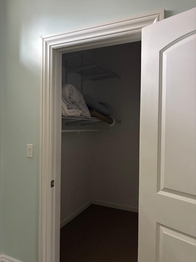 Dhru's room