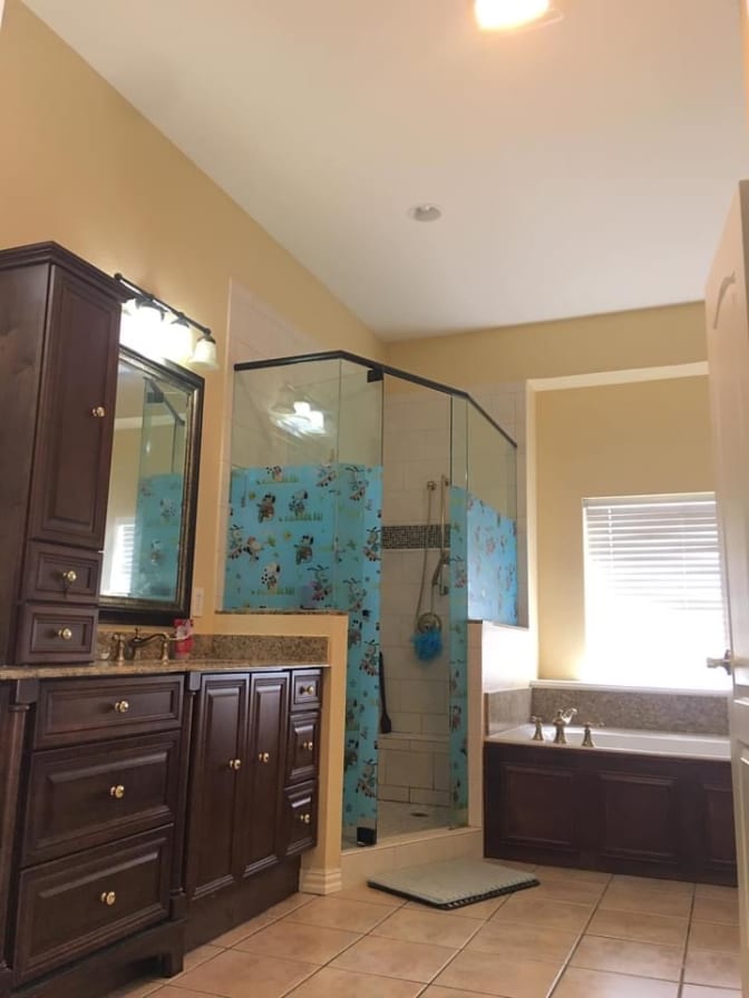 Paulina phuong nguyen's room