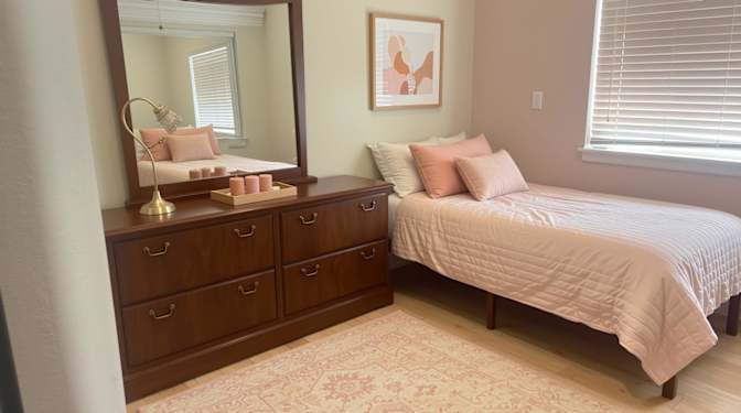 Maryam's room