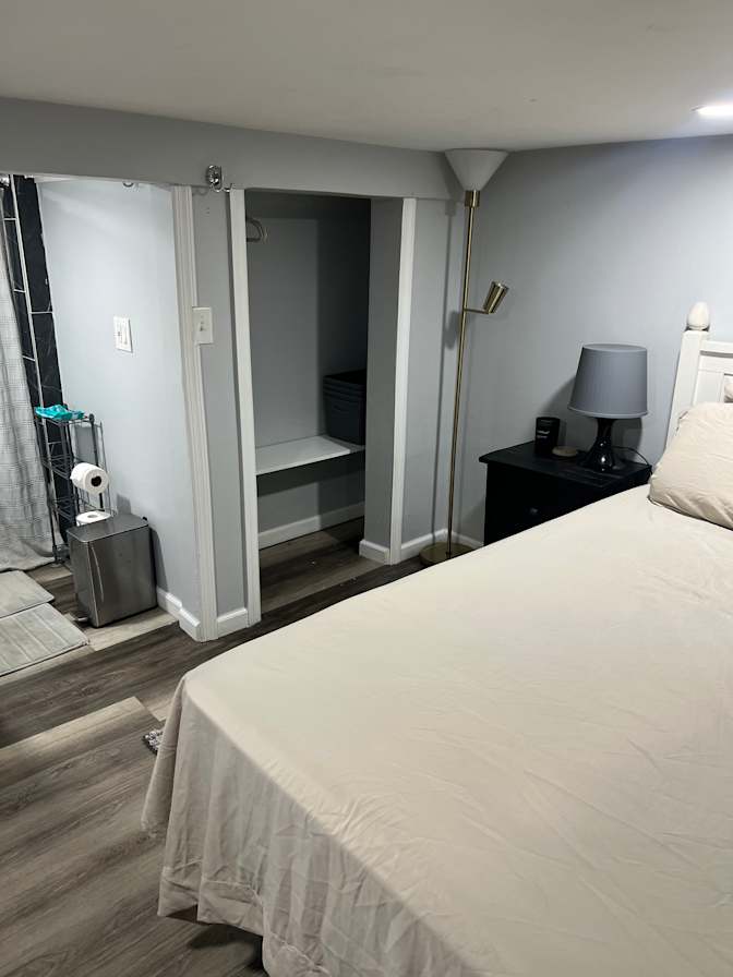 Nesliham's room