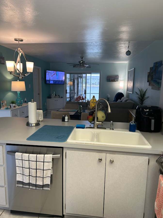 Darren's room