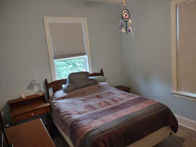 Manuel's room