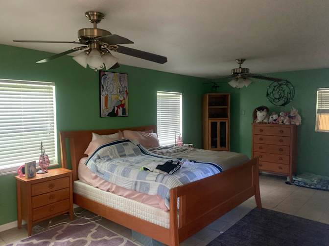 Annmarie Ferrer's room