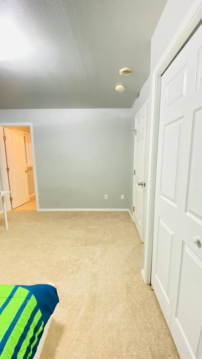 Cindy's room