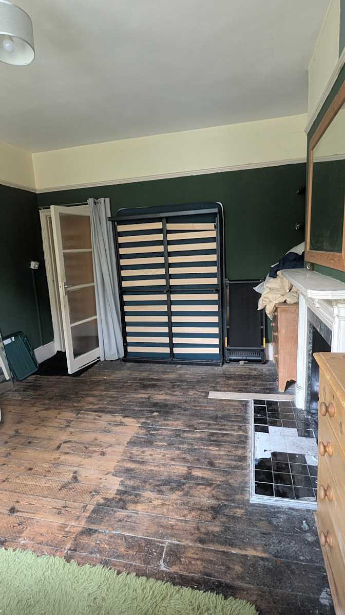 Daniel's room