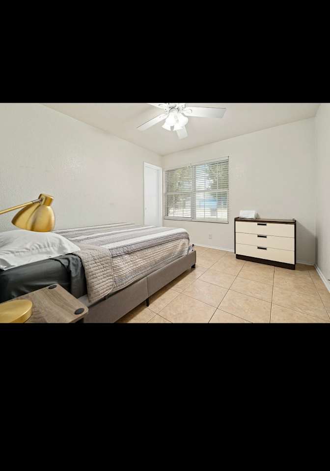 Nia's room