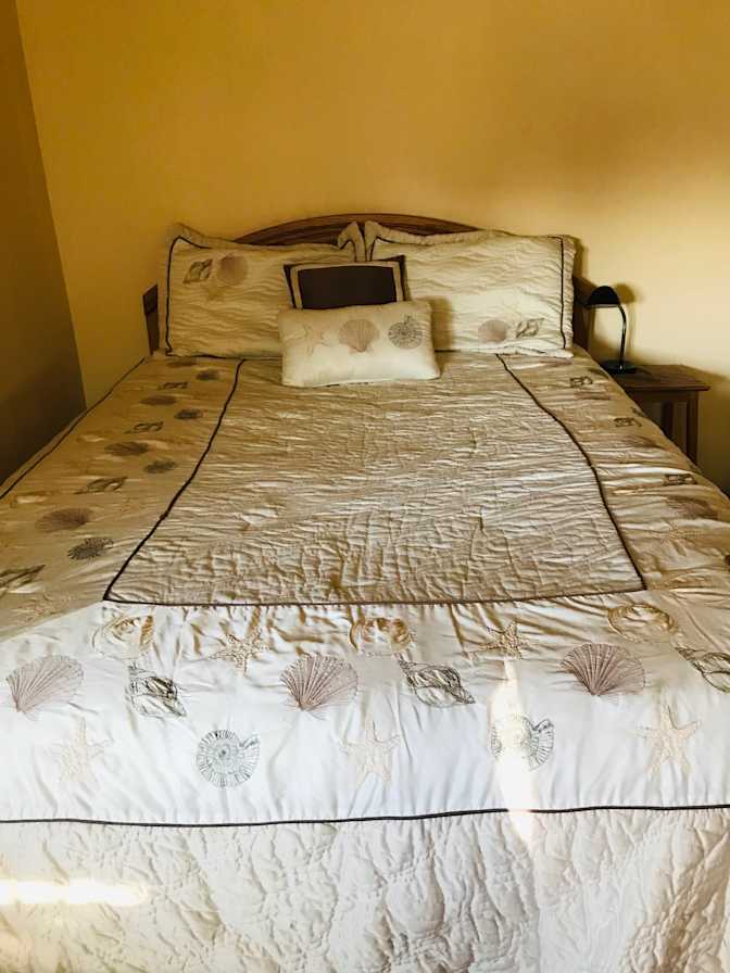 Lynn's room