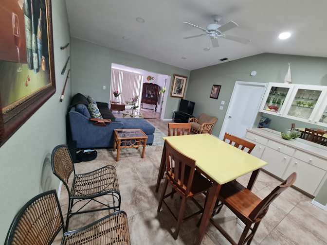 Julia zuniga's room