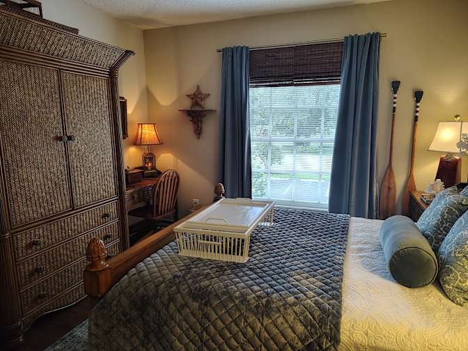 Roni's room