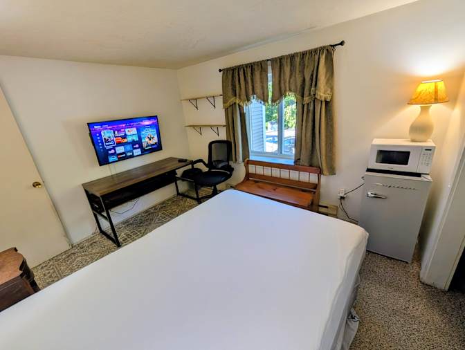 Travis's room