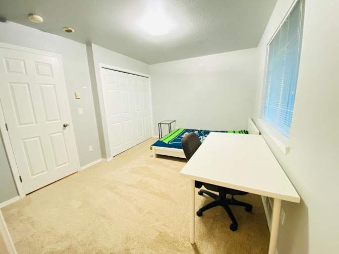 Cindy's room