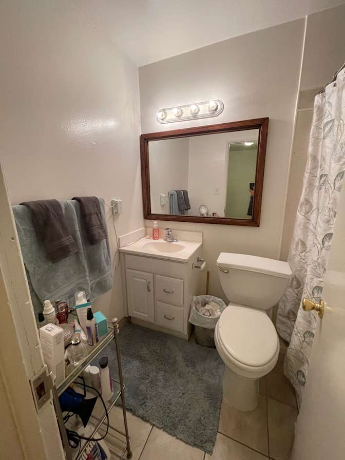 Deanna 's room