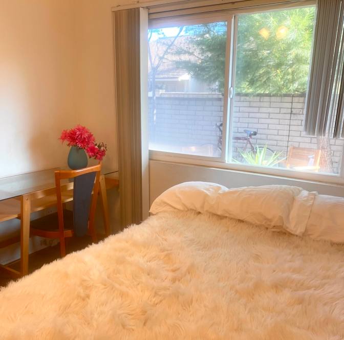 Faramarz Azizi's room