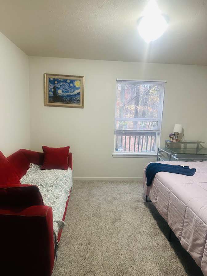 dina's room