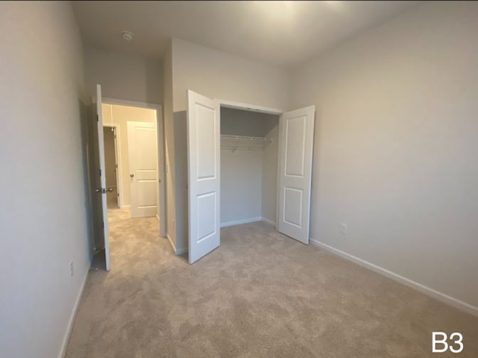 Alcove Rooms's room