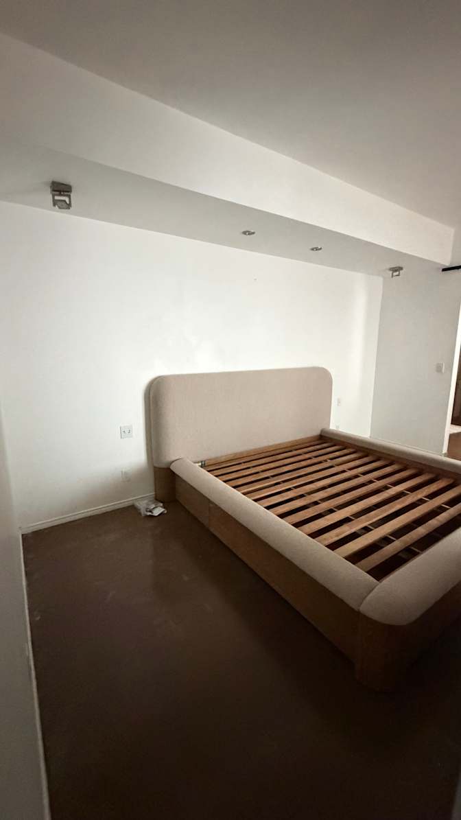 Amanda's room
