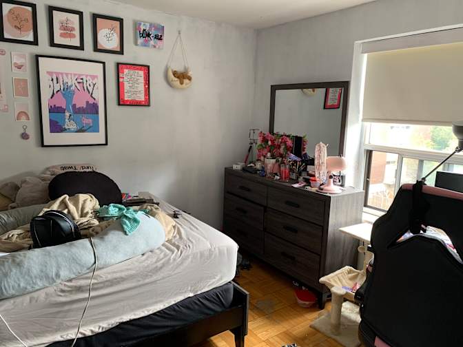 Faruque's room