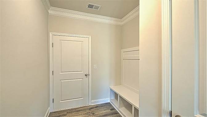 Alcove Rooms's room