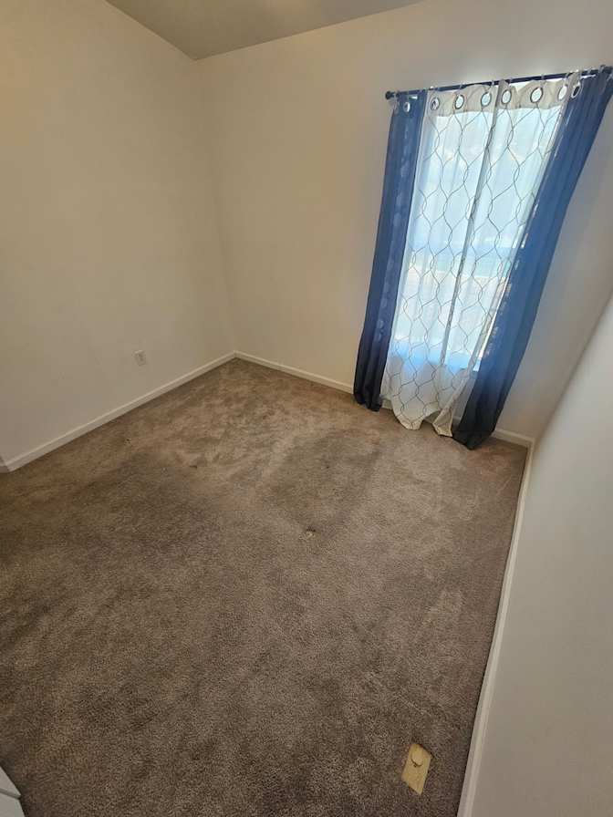 Jay Ash's room