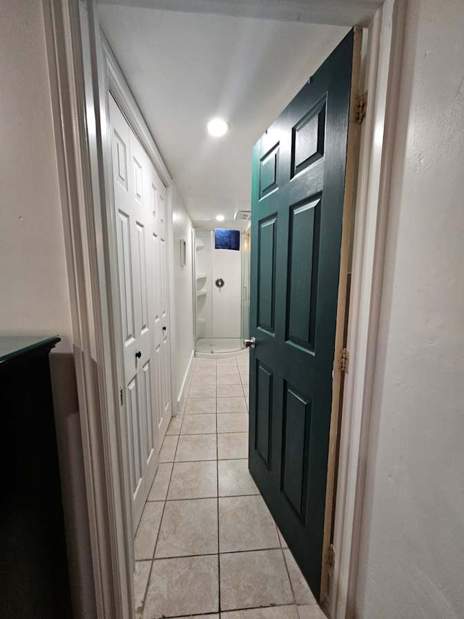 salif's room