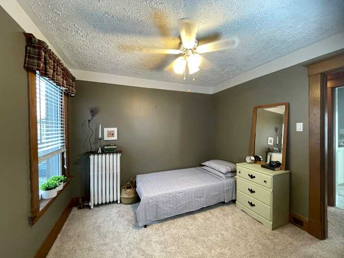 Jennie's room