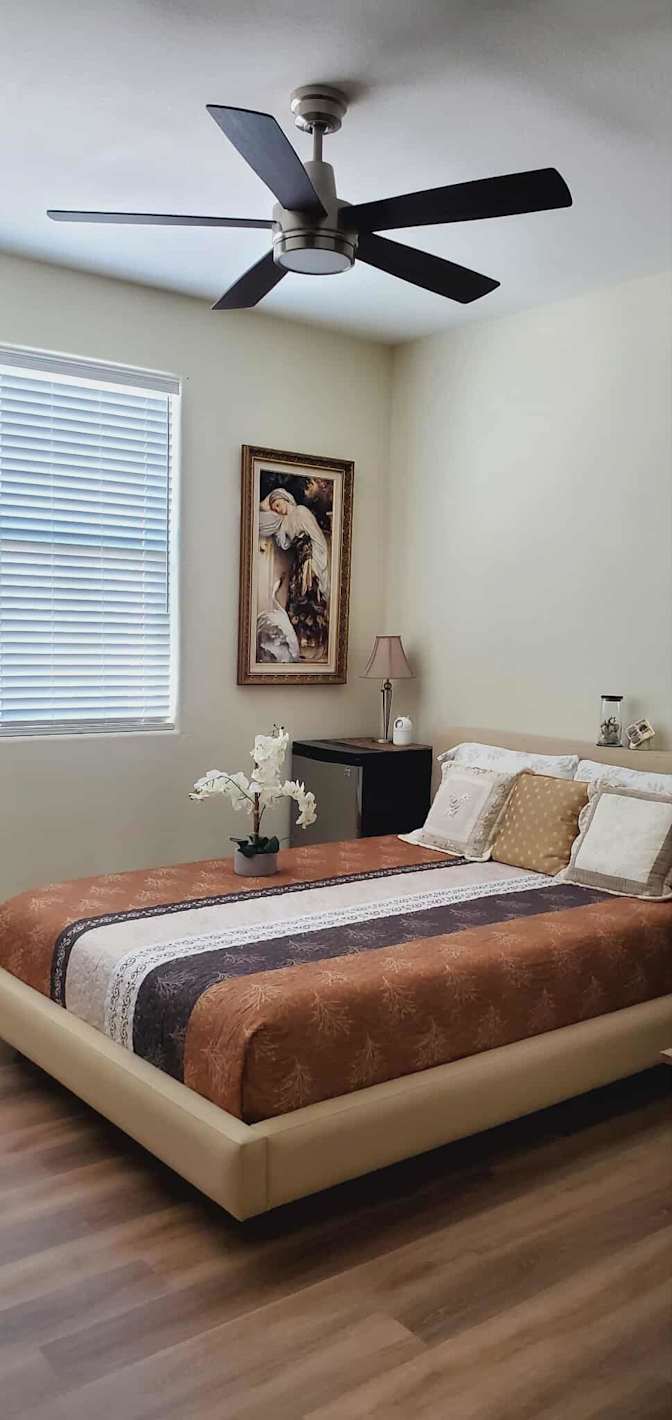 Sarah Huang's room