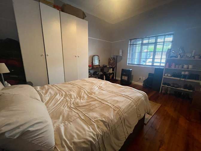 Luthando's room