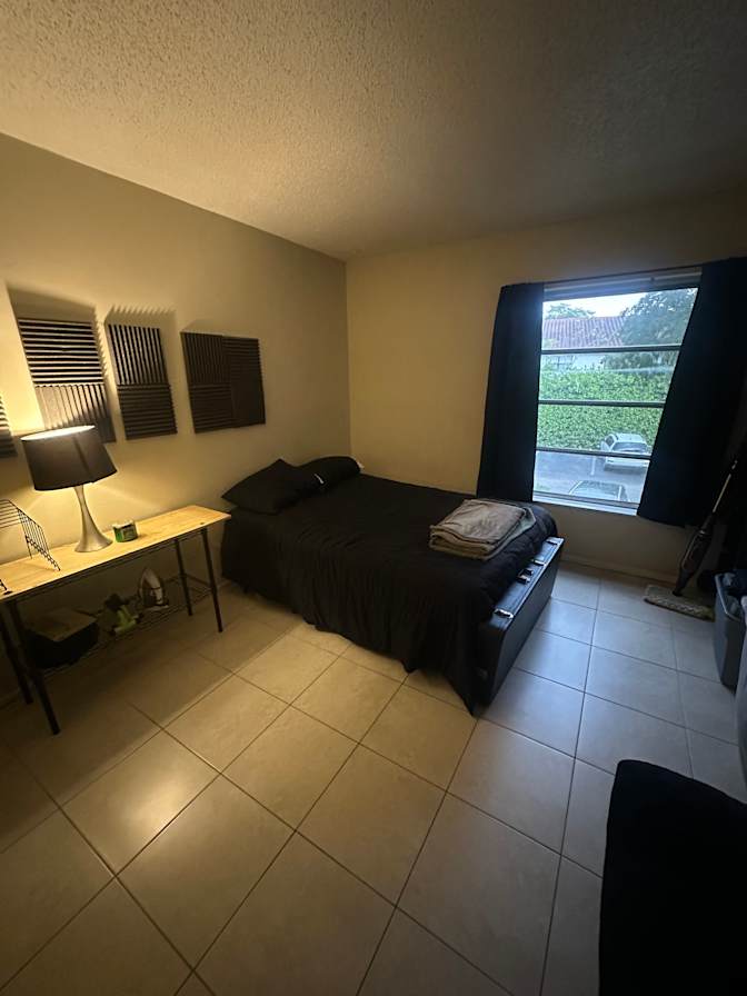 Lorenzo's room