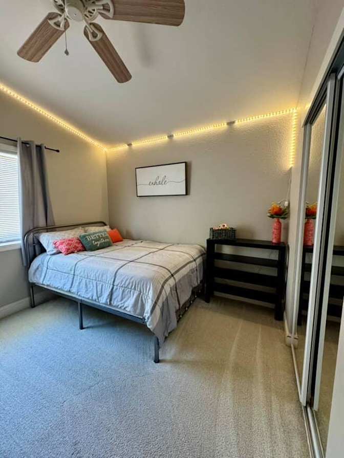 Tammy's room