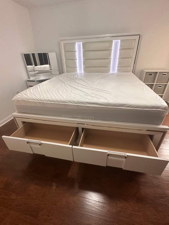 Lexi's room