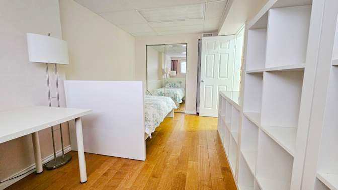 Vicky's room